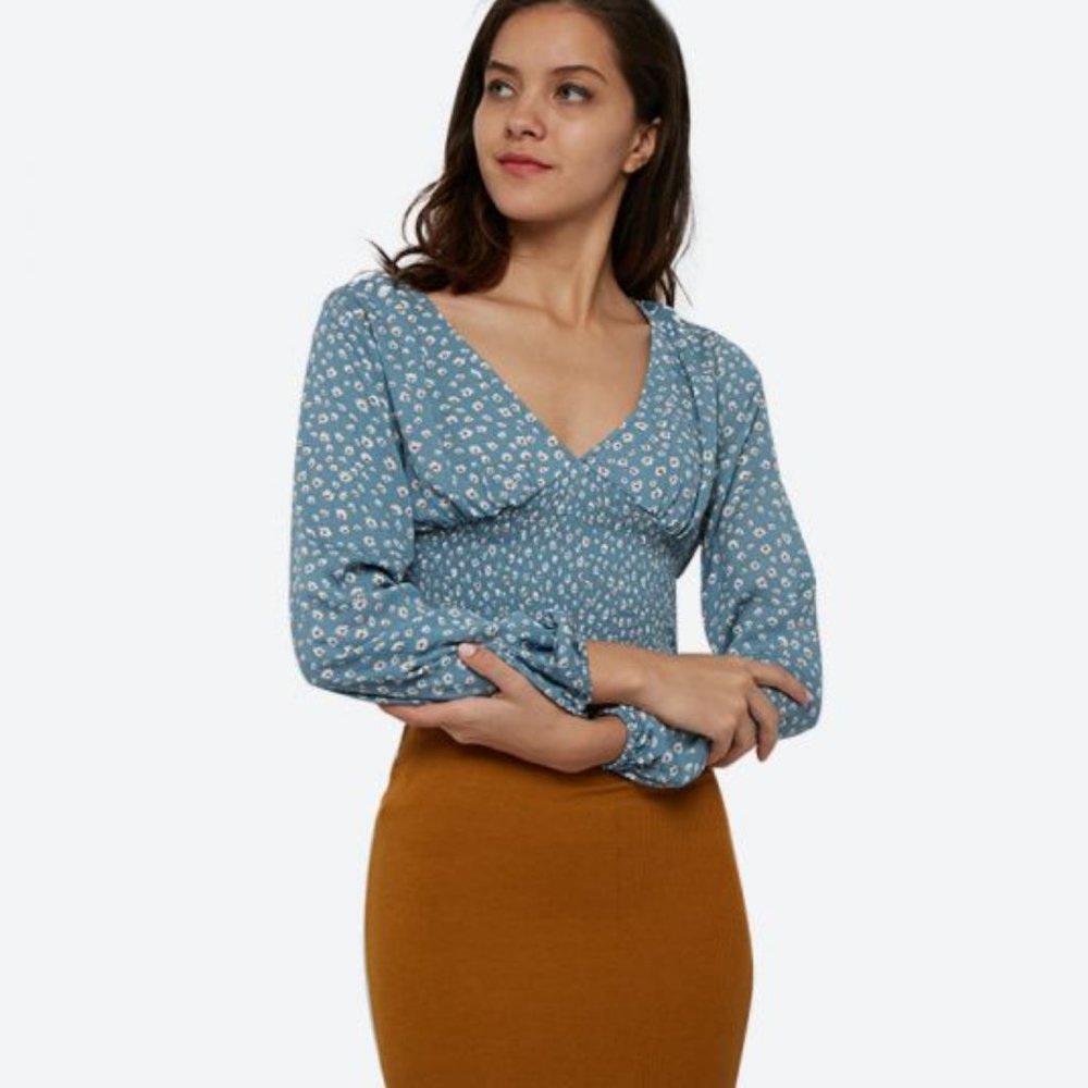 Floral Printed long sleeve smocked top